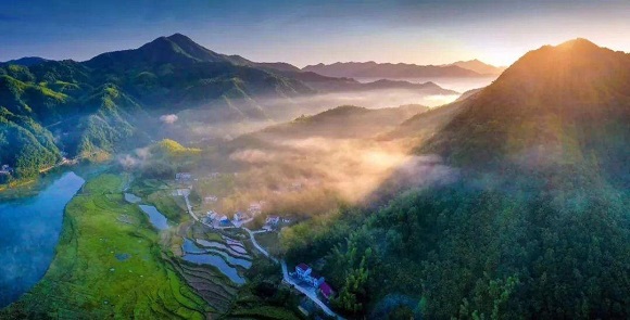 发现气象之美 丰富旅游资源—— 中国气象服务协会发布第二批“天气气候景观观赏地”