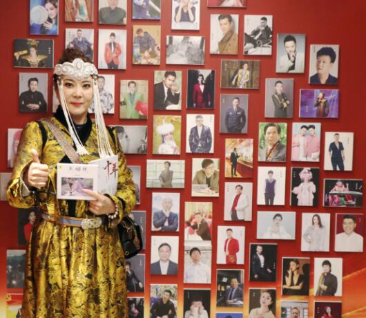 中国演绎聚会暨哈斯丹音乐专辑《灰姑娘》新书《十年》发布会在京成功举行